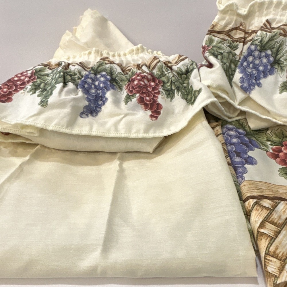 Grape and basket curtains. 2- valances 54 inches each, and 2 panels 28x35 each